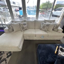 Customizable Sofa Chaise $2399 ‼️ Available In Multiple Colors 😻