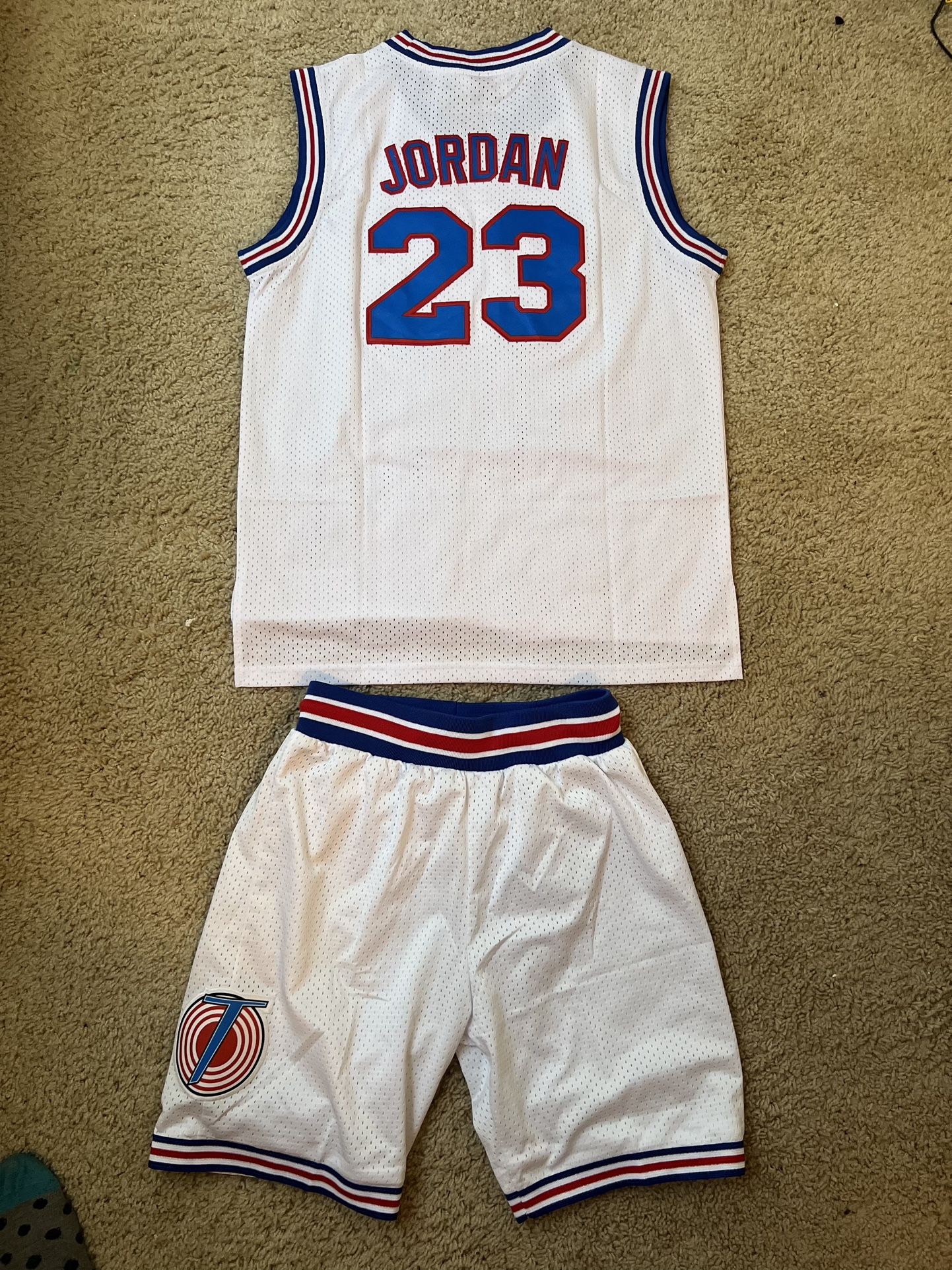 Tune squad Jersey/shorts Set