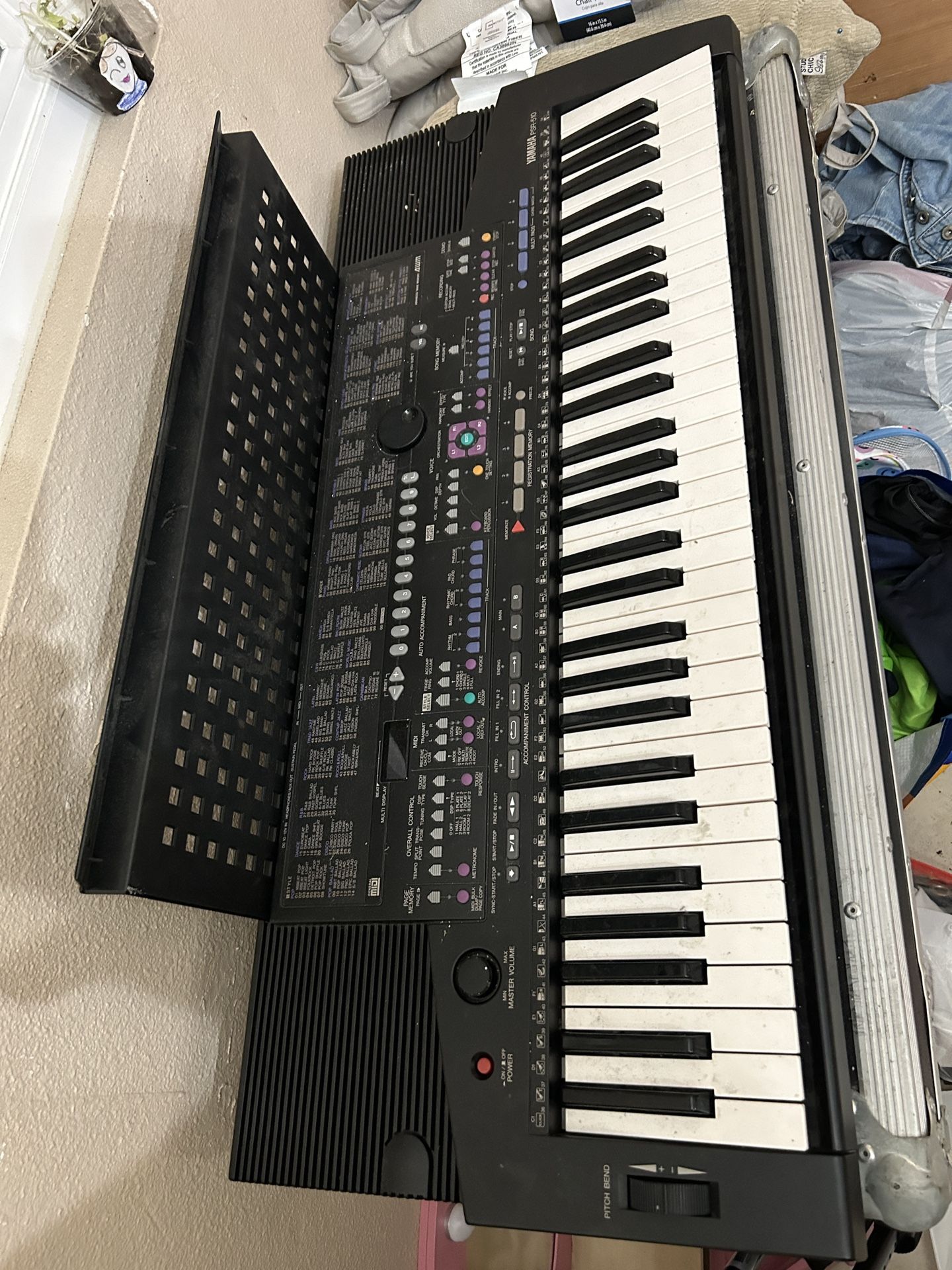 Yamaha Psr-510 Electronic Piano With Stand