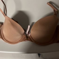 Victoria’s Secret bra