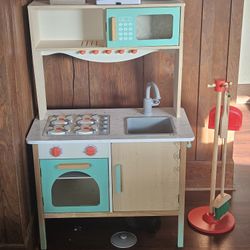 Kids Kitchen
