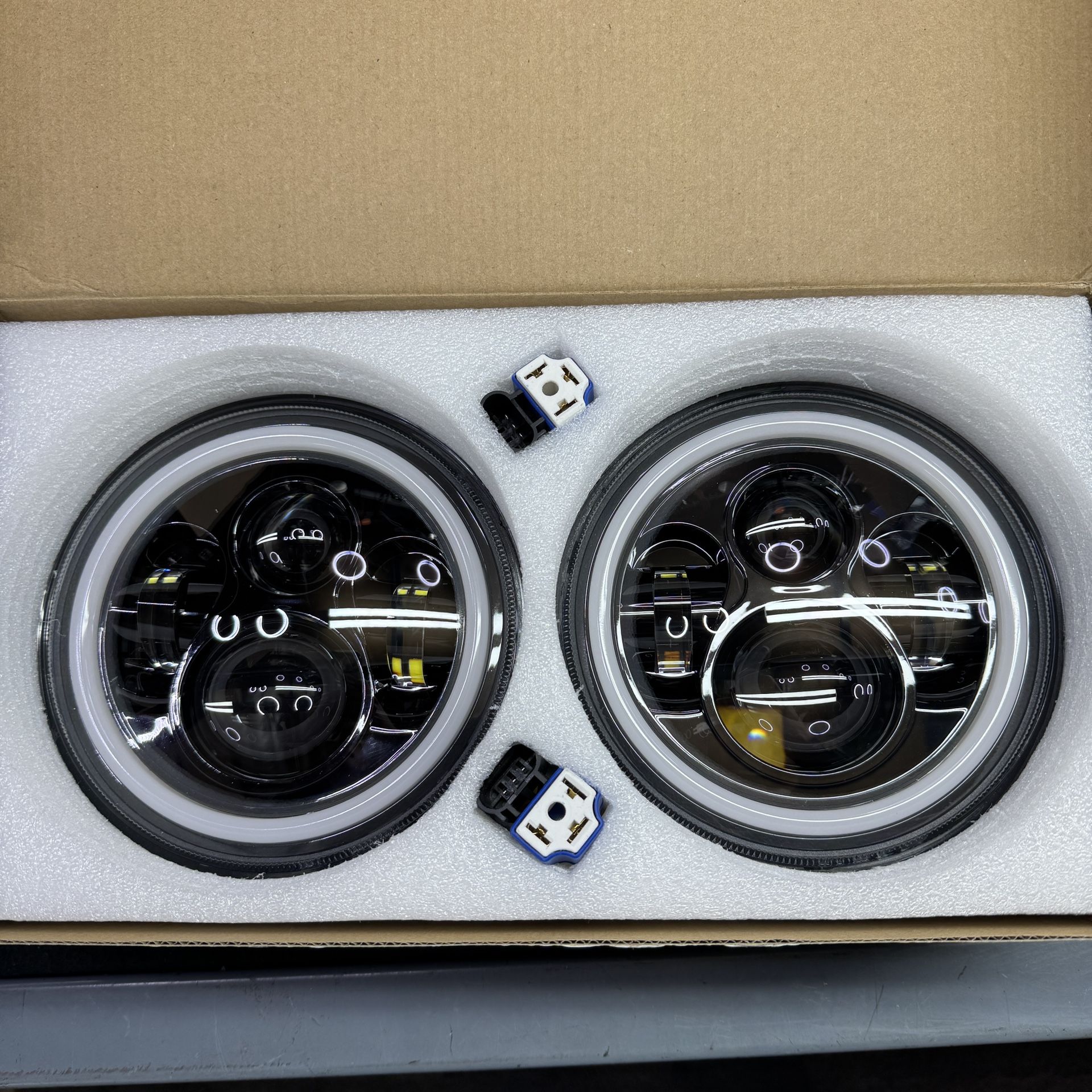 Pair 7 inch LED Headlights For Jeep Mazda Miata MX5 MX-5 Halo Angel Eye