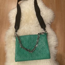 LV Louis Vuitton Purse Women’s Handbag Green Shoulder Bag With Card Holder Wallet