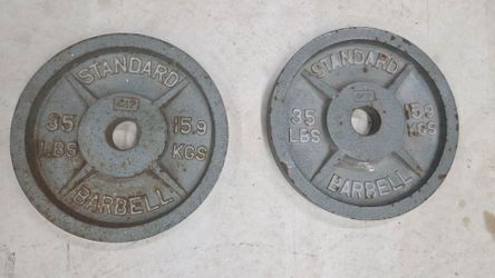 2 35lb weight plates