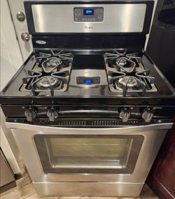 Stainless Steel Whirlpool 30-inch gas stove