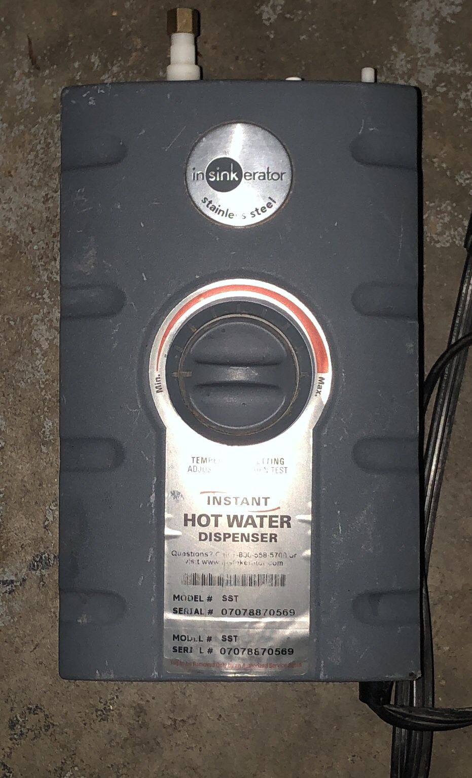 Tankless Hot Water Heater Insinkerator Model SST 80$