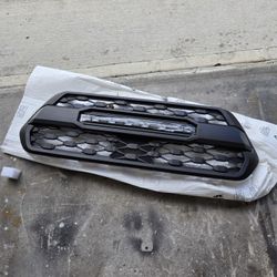 Toyota Tacoma Grille with lights