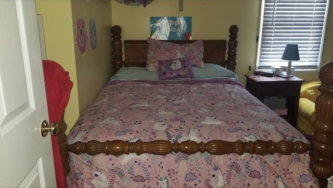 Vintage Full Size Bedroom Set