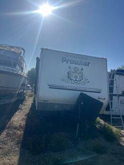 Travel trailer 2004 Prowler