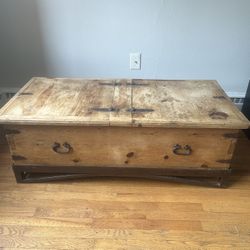 Rustic Coffee Table Chest 