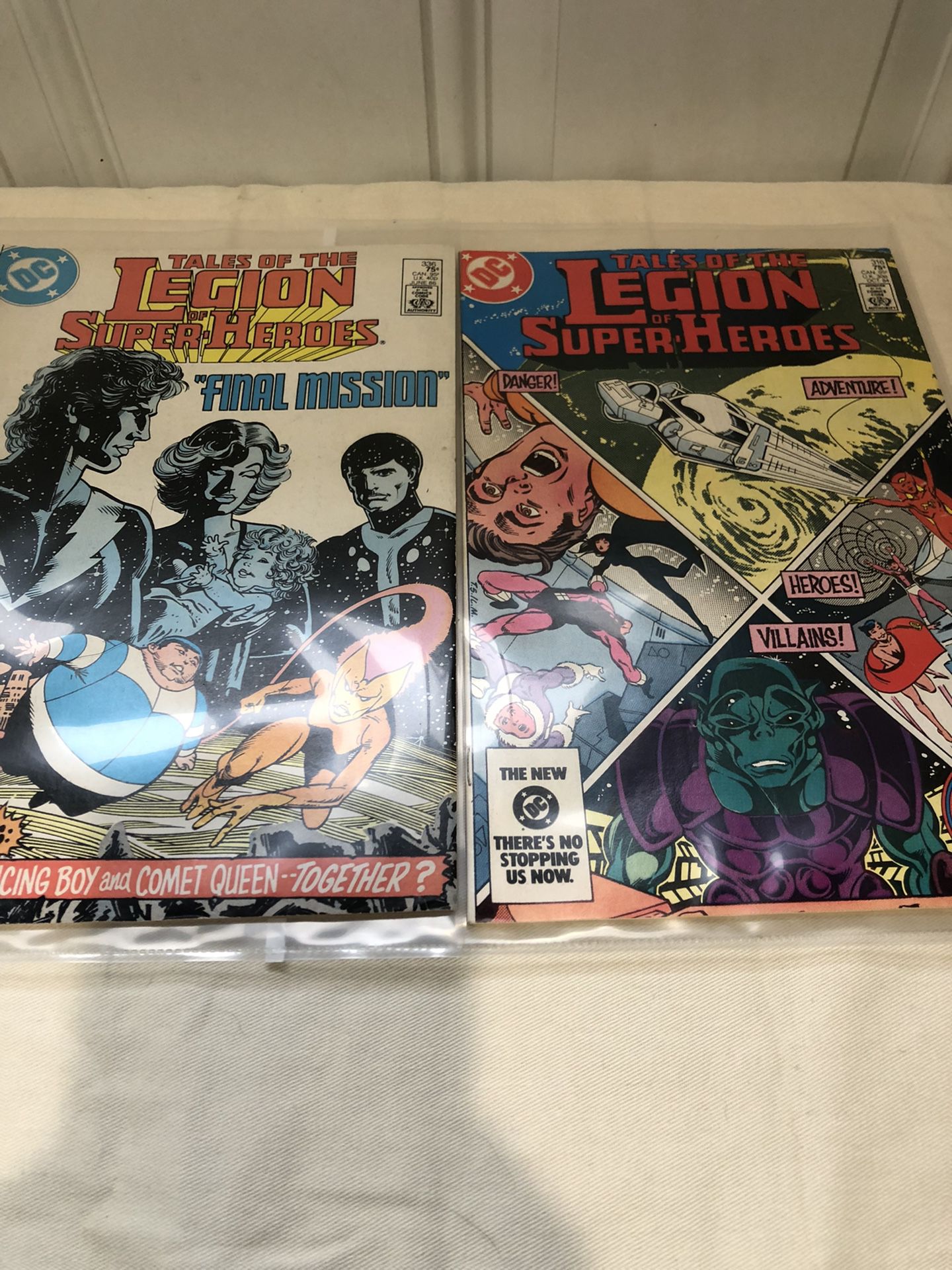 DC Comics Legion Of The Super-Heroes 2 Issues 