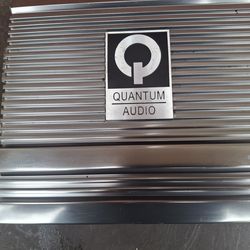 AMPLIFICADOR AMPLIFIER QUANTUM AUDIO 1500 WATTS GOOD CONDICIÓN ABLO ESPAÑOL