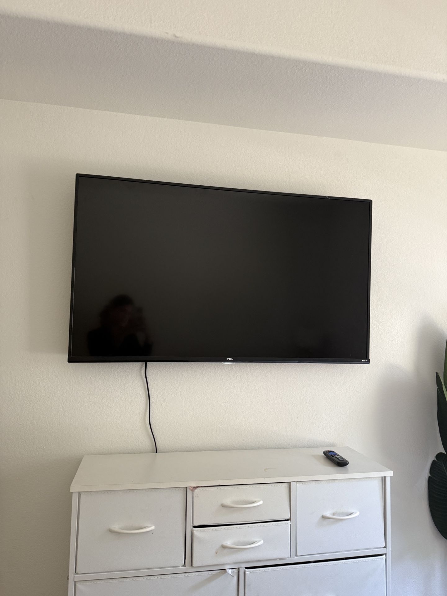50” Roku TV w/ Roku Remote