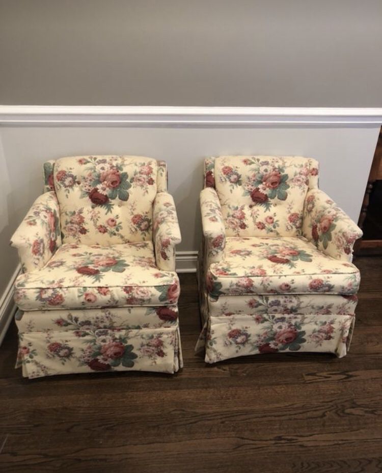 Set Of 2 -Vintage Floral Accent Chairs 