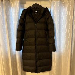 North Face Women Long Down Hooded Parka Size Small