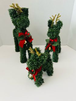 VTG 3 Reindeer Christmas Decor Artificial Pine Greenery Holiday Bells Northlight