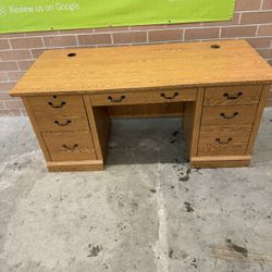 Desk office w/drawers