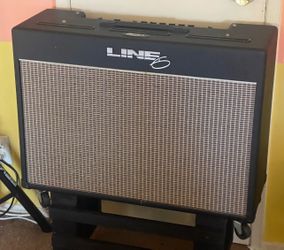 LINE 6. Guitar Amp. 2x12