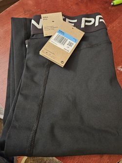 Nike Pro Women's Training - Mesh Around Ankle Area