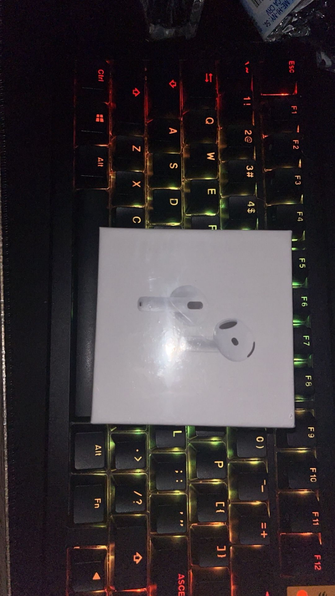 Airpods 4 Noise Cancelling 