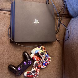 PlayStation 4 w/ 3 remotes