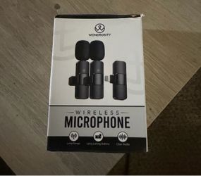 Dual Wireless Microphone Lapel Lavalier Mic For iPhone Android Phone Video