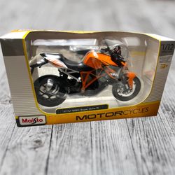 Maisto 1/12 Motorcycles - KTM 1290 Super Duke R