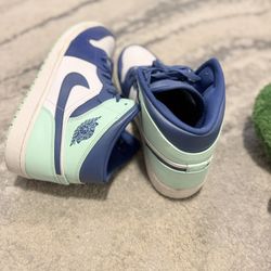 Air Jordan 1 Teal& Navy