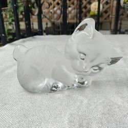 Viking Frosted Glass Kitten Figurine/ Paperweight