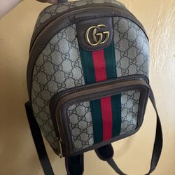 Gucci Bag GG Supreme