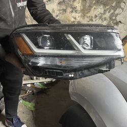 2020 Volkswagen Atlas Cross Sport LED Headlight 