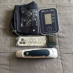 A&D Medical Blood Pressure Monitor, Ear thermometer and Nonin Pulse Oximeter Kit