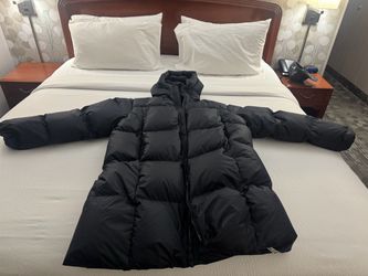Title: Under Armour Limitless Down Puffer Parka – Men’s XL – Like New