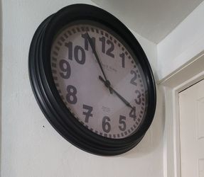 Wall Clock-- Sterling & Noble--