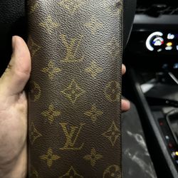 LV Brazza Hand Wallet For Women 