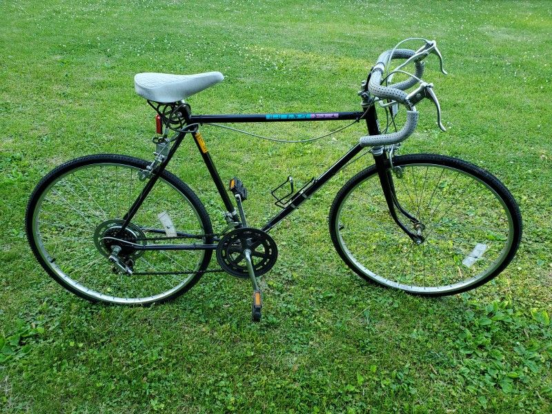 Huffy 314 Steel Frame Womens Bicycle