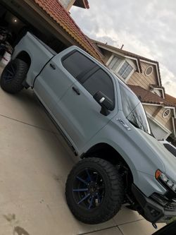 >tint<