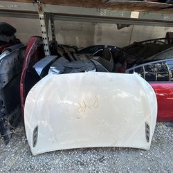 2013-2017 Buick Enclave Hood