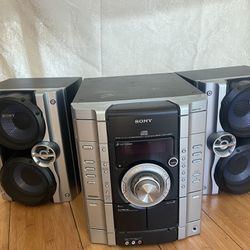 Sony Stereo 3 Disc and Cassette Player