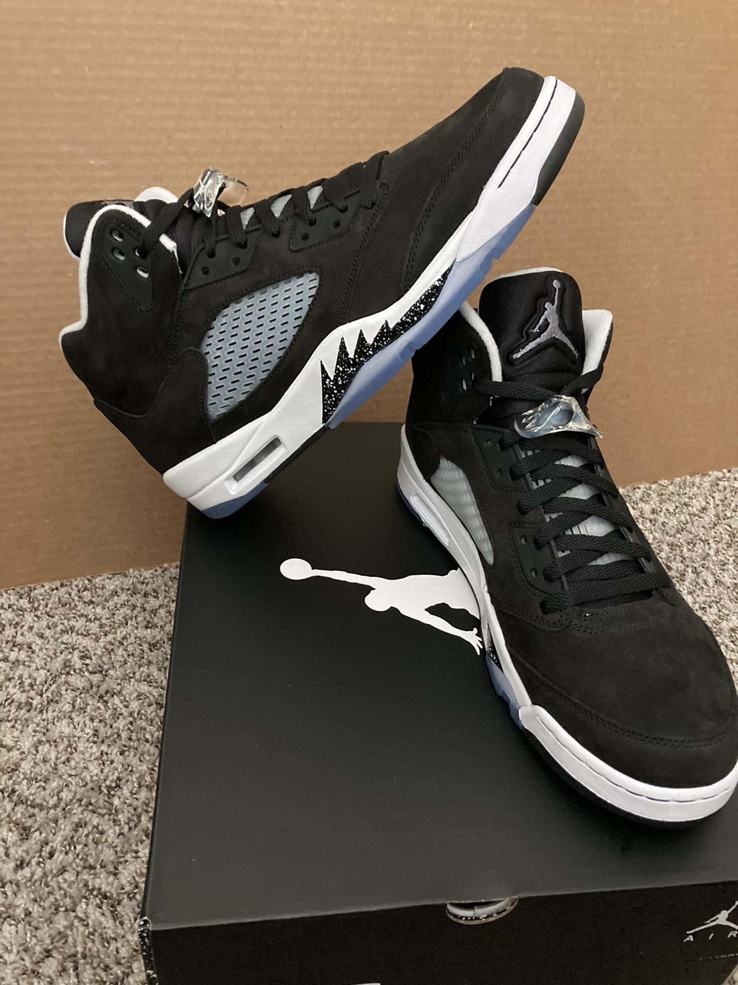 🔥Nike Air Jordan 5 Retro Oreo (Moonlight) 2021 (CT4838-011) Size 13 Men DS Brand New Never Tried On  (Now $210 Firm )