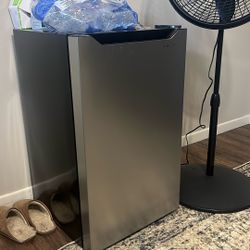 Insignia Mini Fridge 