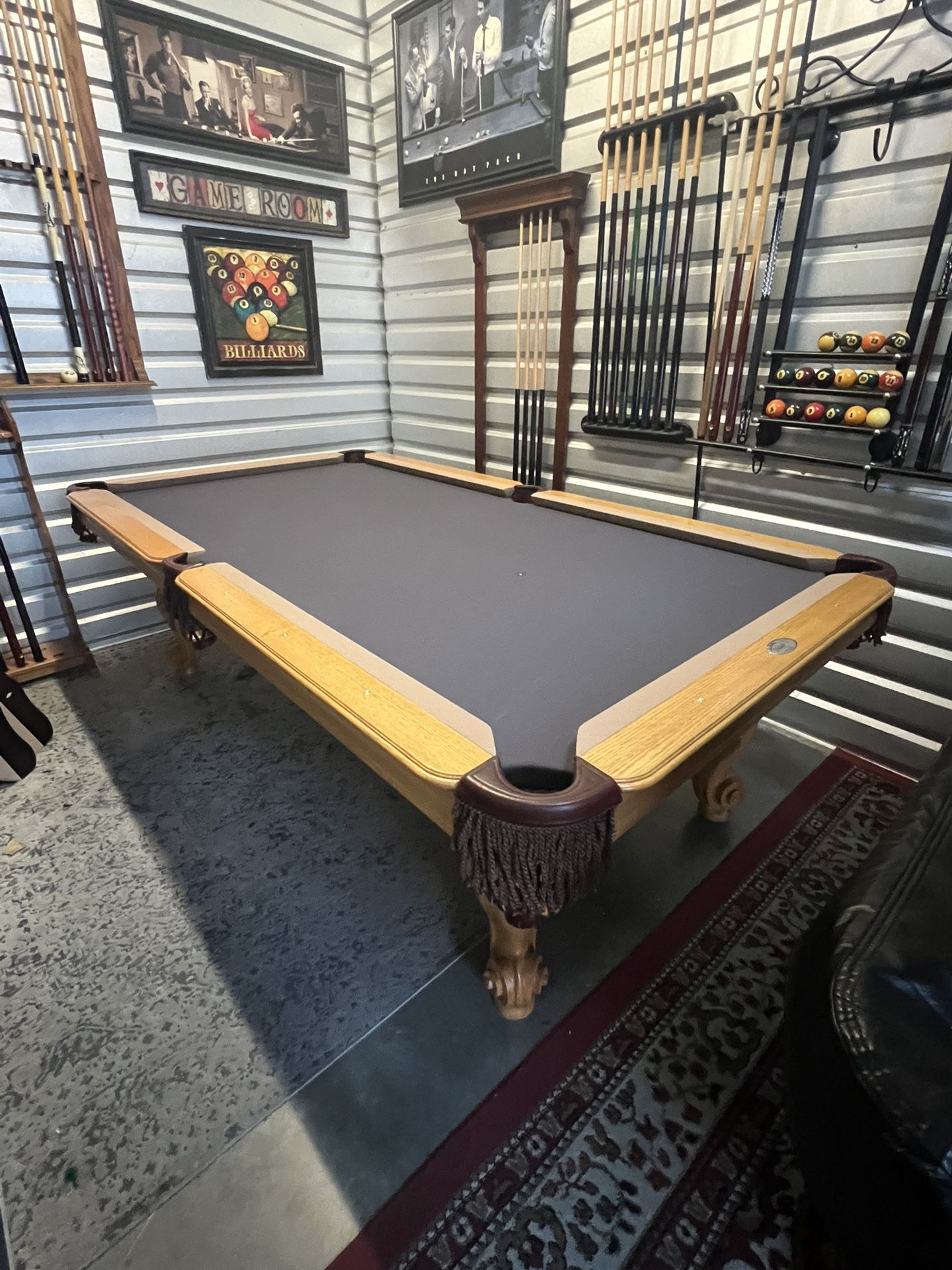 Pool Table ( 8’ft Olhausen )
