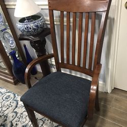 Captains Chair With New Navy Blue Seat Cover 