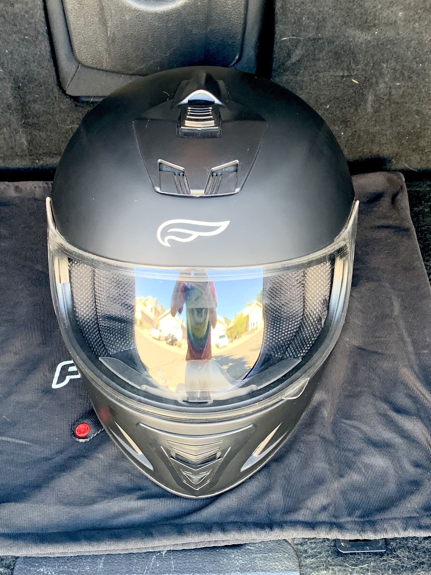 Fulmer Ace 152 Motorcycle Helmet, Practically New. Size M (57-58 cm)