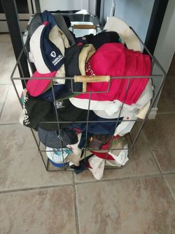 Bulk lot! Over a 100 Assorted Hats/Caps!