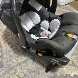 Chicco Keyfit Infant Car seat 