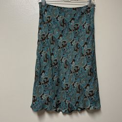 Women’s INC 100% Silk Paisley Print Lined Side Zipper Skirt… Size 6 …Waist 28 Inches… Length 25 Inches