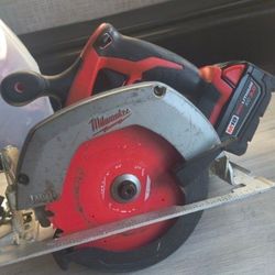 Milwaukee circular saw 6 1/2 battery XC3.0