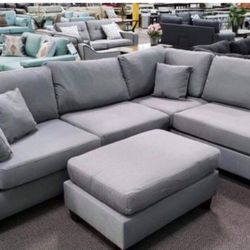 New Gray Sectional Couch / Free Delivery