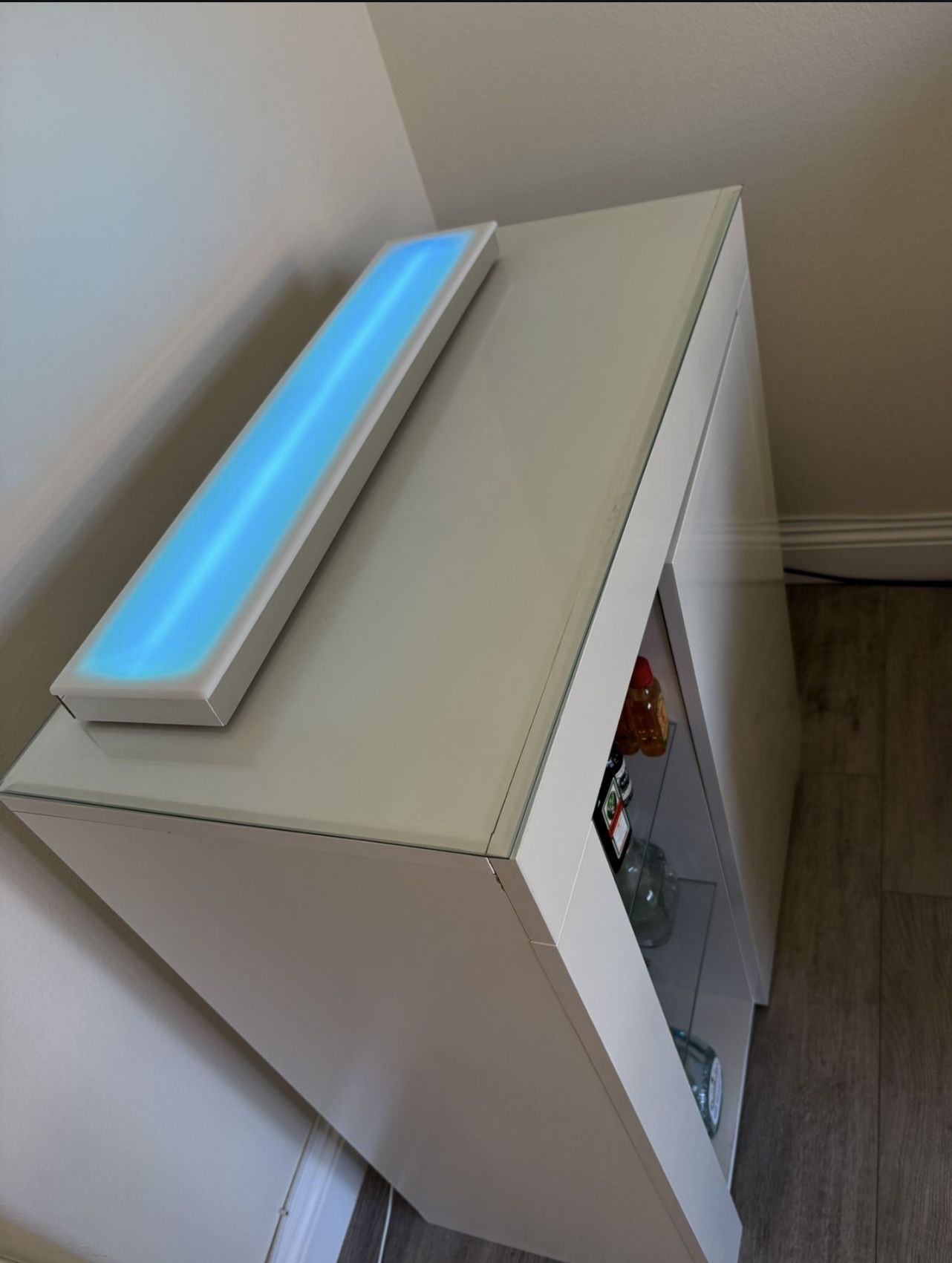 Mini Bar